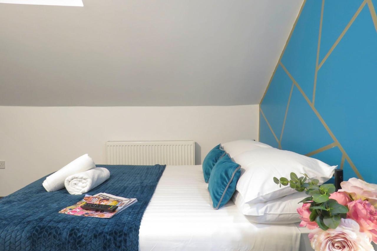 Tudors Inn Handsworth เบอร์มิงแฮม ภายนอก รูปภาพ
