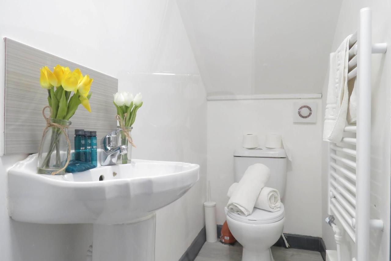Tudors Inn Handsworth เบอร์มิงแฮม ภายนอก รูปภาพ